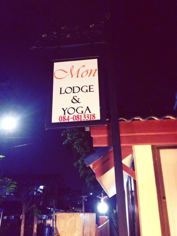 Mon Lodge & Yoga Donmueang Bangkok Exterior foto
