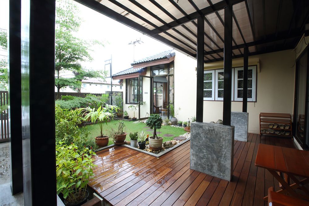 Mon Lodge & Yoga Donmueang Bangkok Exterior foto