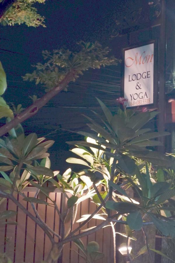 Mon Lodge & Yoga Donmueang Bangkok Exterior foto